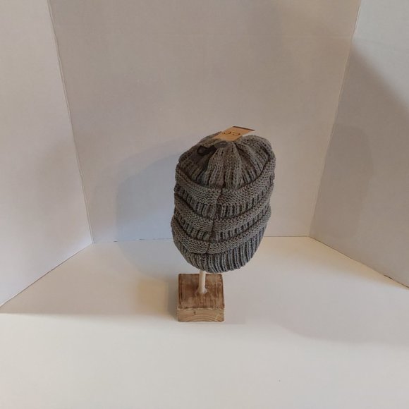 CC Beenie Gray Size One Size Fits All New With Tags - Picture 3 of 7